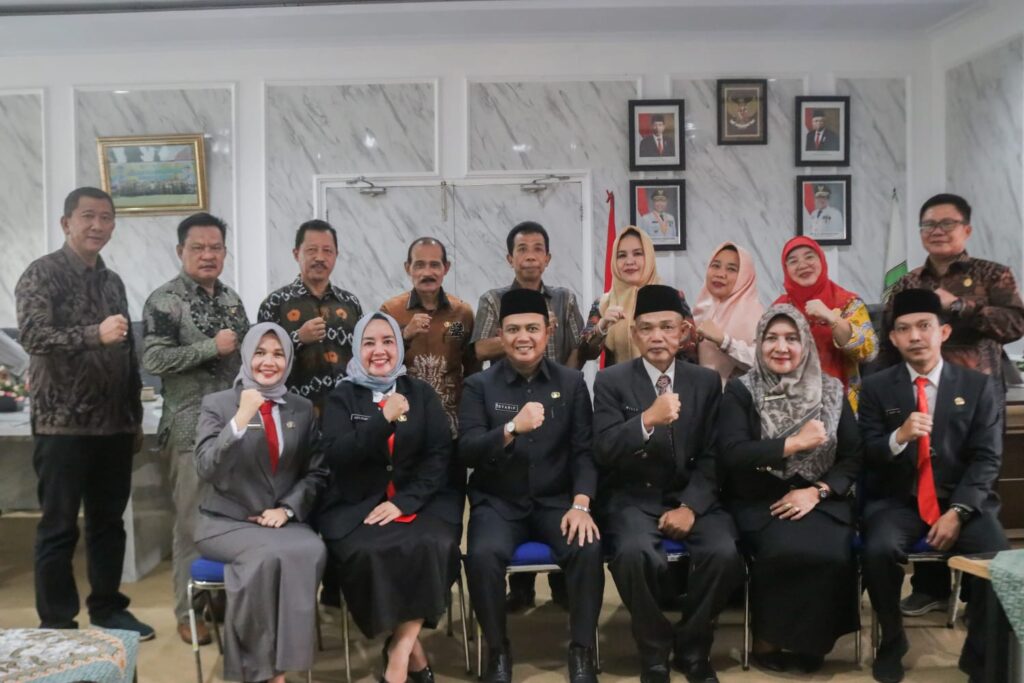 backgorund-disnaker-2